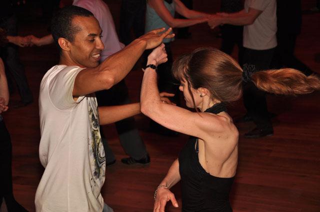 min 2011 04 03 station danse 210